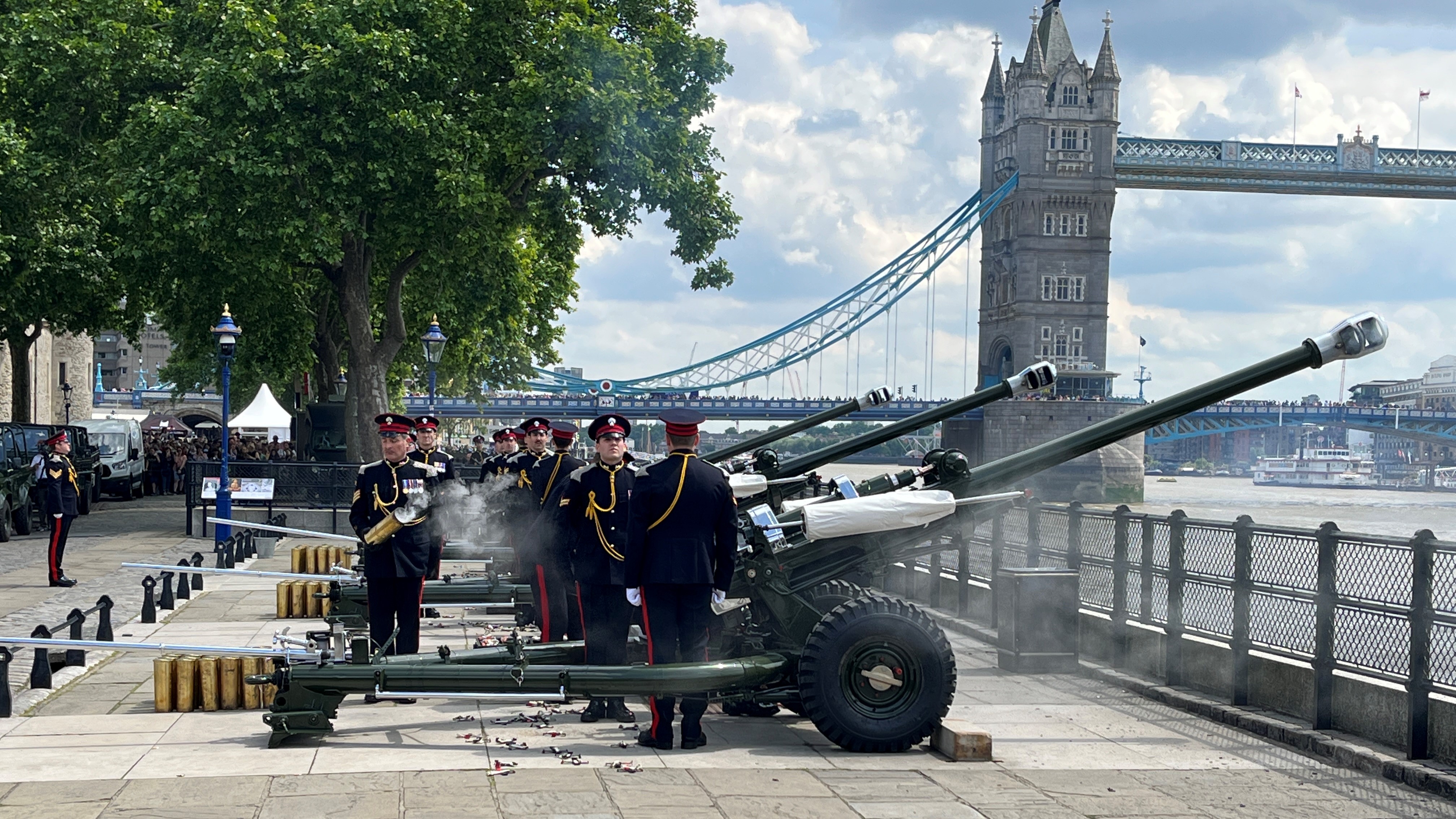 HM's Tower of London, an 124 round Gun salute fired from the Tower Wharf across the Thames by the Honourable Artillery Company 02062022 CREDIT BFBS.jpeg