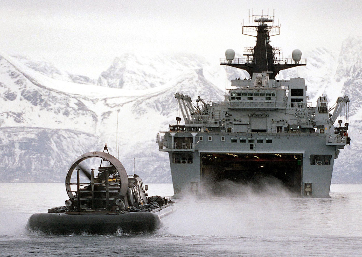 HMS Albion, Exercise Joint Winter (2004)