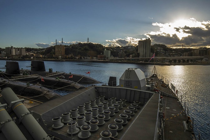 HMS Argyll arrives in the US Naval Port in Yokosuka (Picture: Royal Navy).