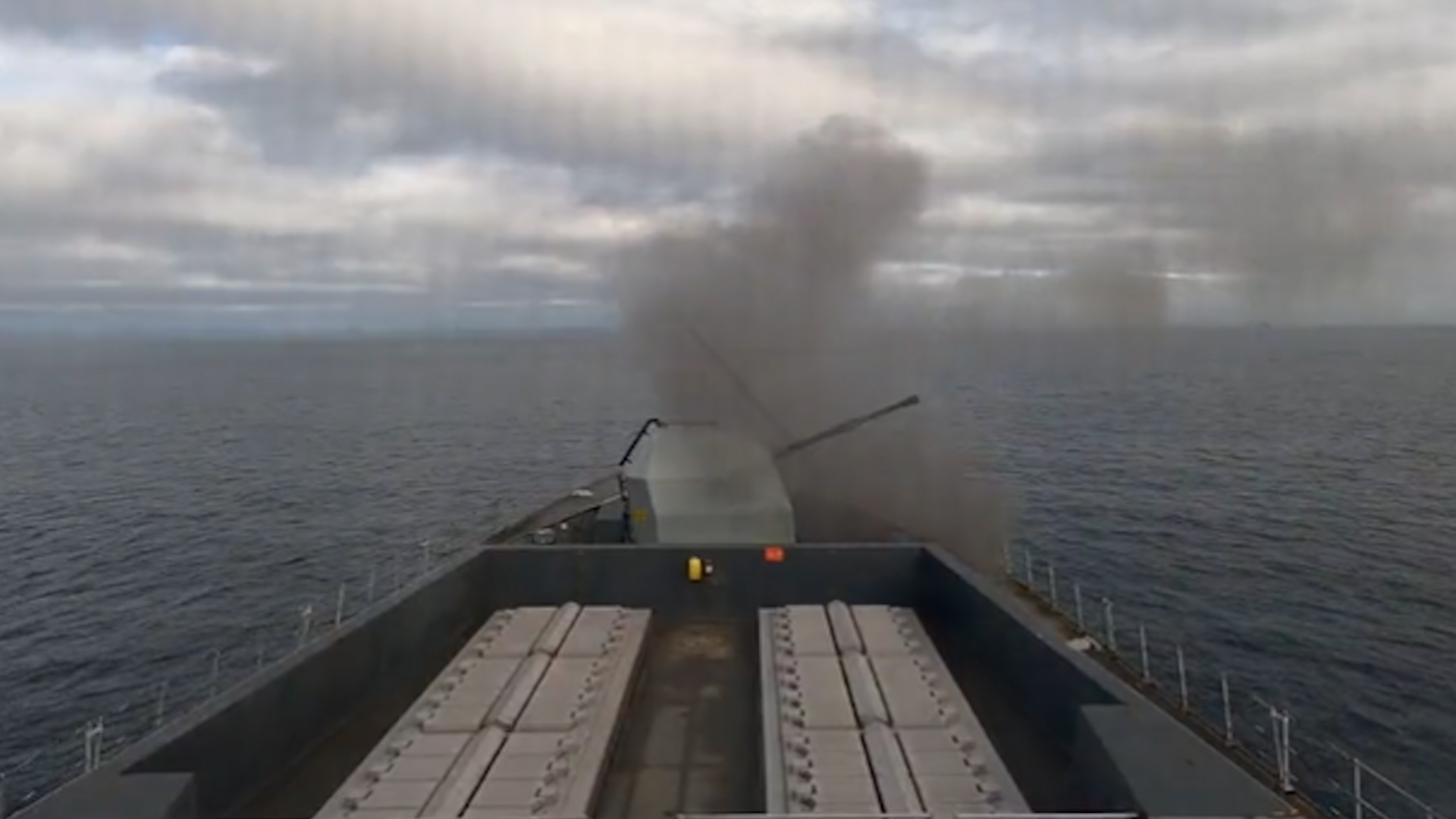 HMS Dauntless first gun firing in 7 years 12022023 CREDIT HMS Dauntless, Royal Navy