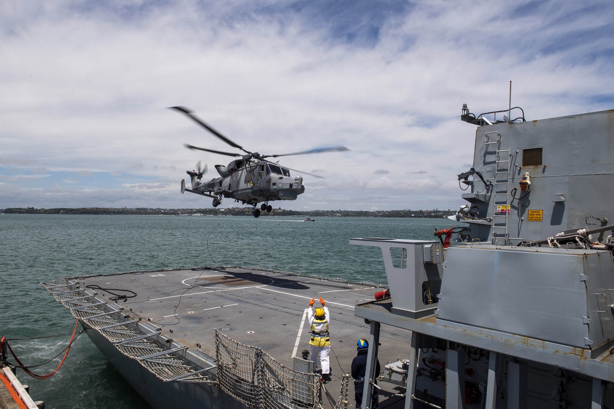 HMS Montrose wildcat helicopter New Zealand