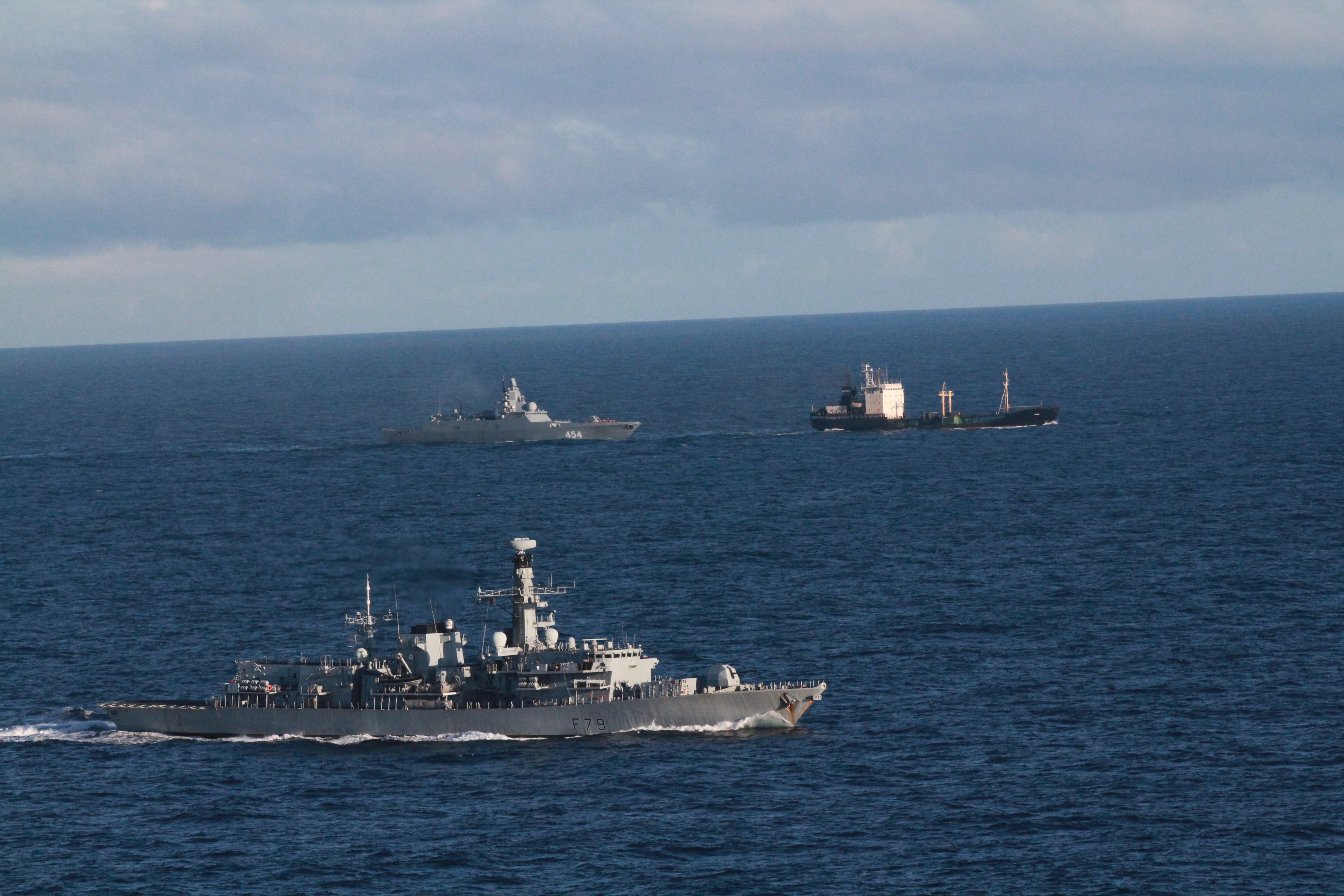 HMS Portland with Admiral Gorshkov and tanker in the background 110123 CREDIT MOD.JPG