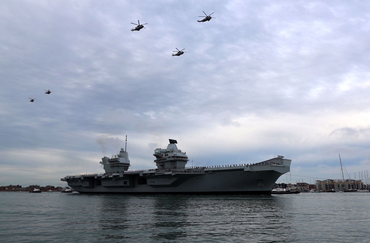 HMS Queen Elizabeth Portsmouth