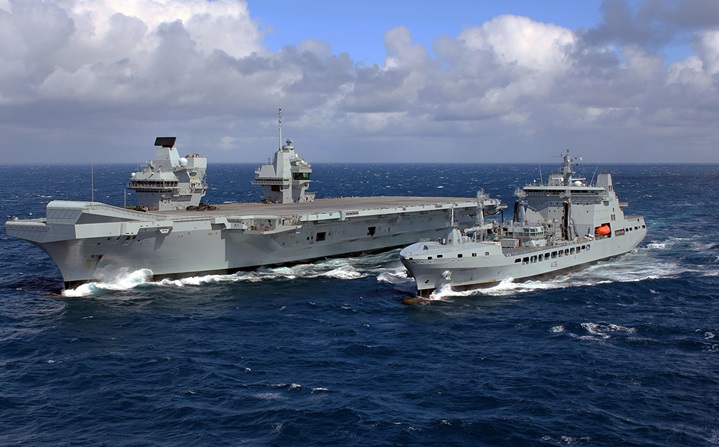 HMS Queen Elizabeth Refueling RFA Tidespring