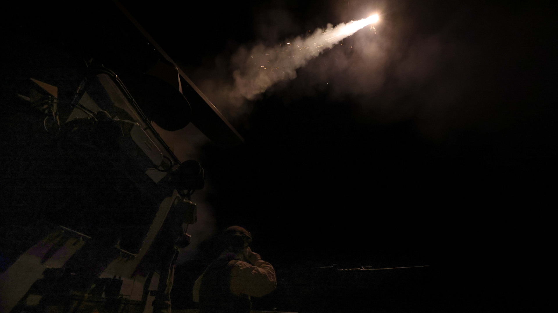 HMS Richmond fires a Sea Ceptor missile to destroy Houthi drones in the Red Sea (Picture: MOD)