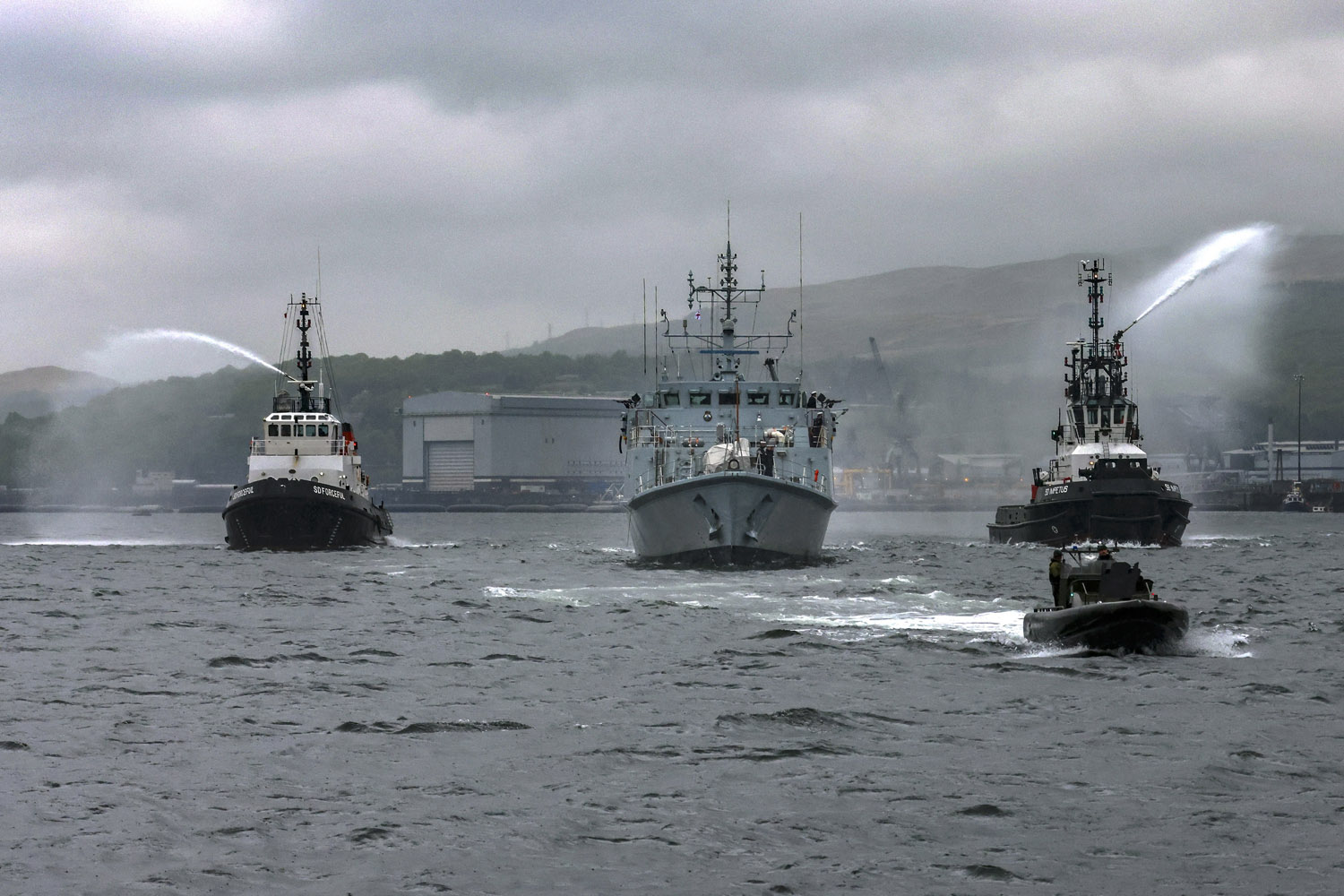 HMS Shoreham leaves Faslane 110522 CREDIT Royal Navy