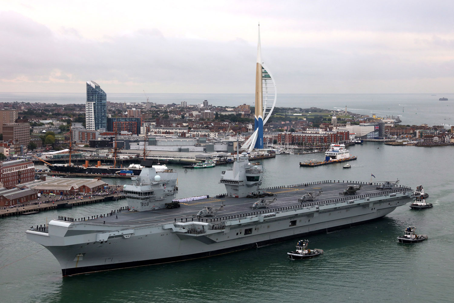 HMS Queen Elizabeth