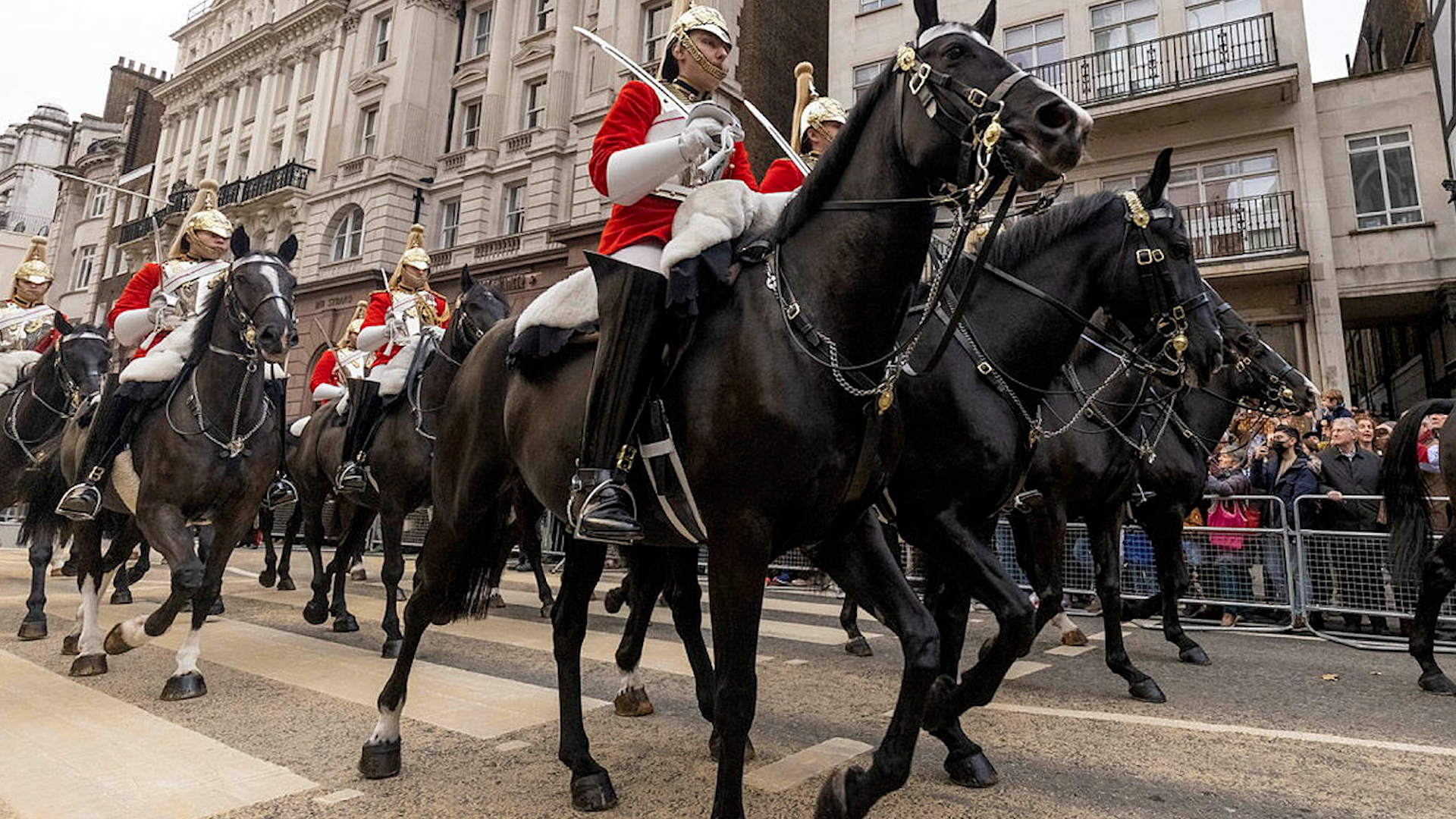 Household Cavalry Mounted Regiment Lords Mayors Show London 131121 CREDIT MOD
