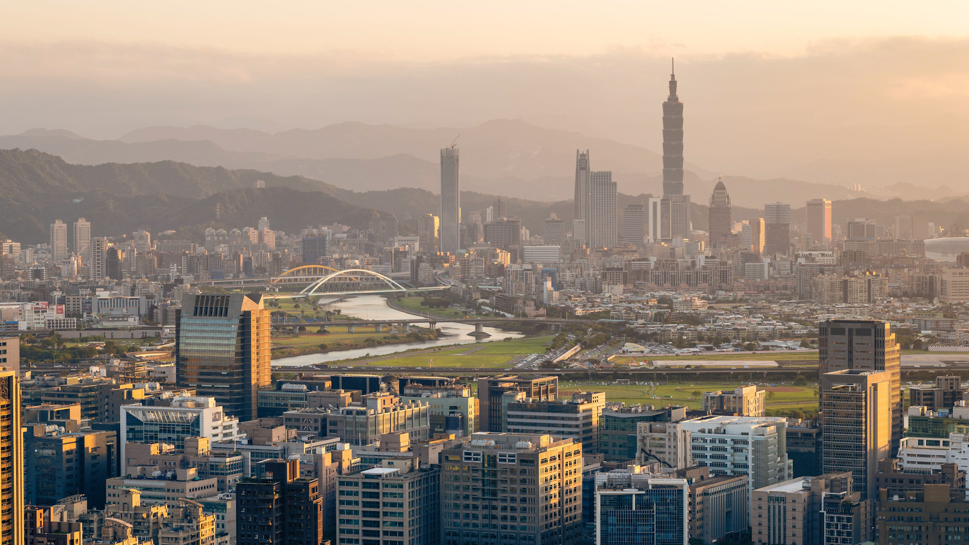 Skyline of Taipei in Taiwan at dusk (Picture: Jui-Chi Chan/Alamy Stock Photo).
