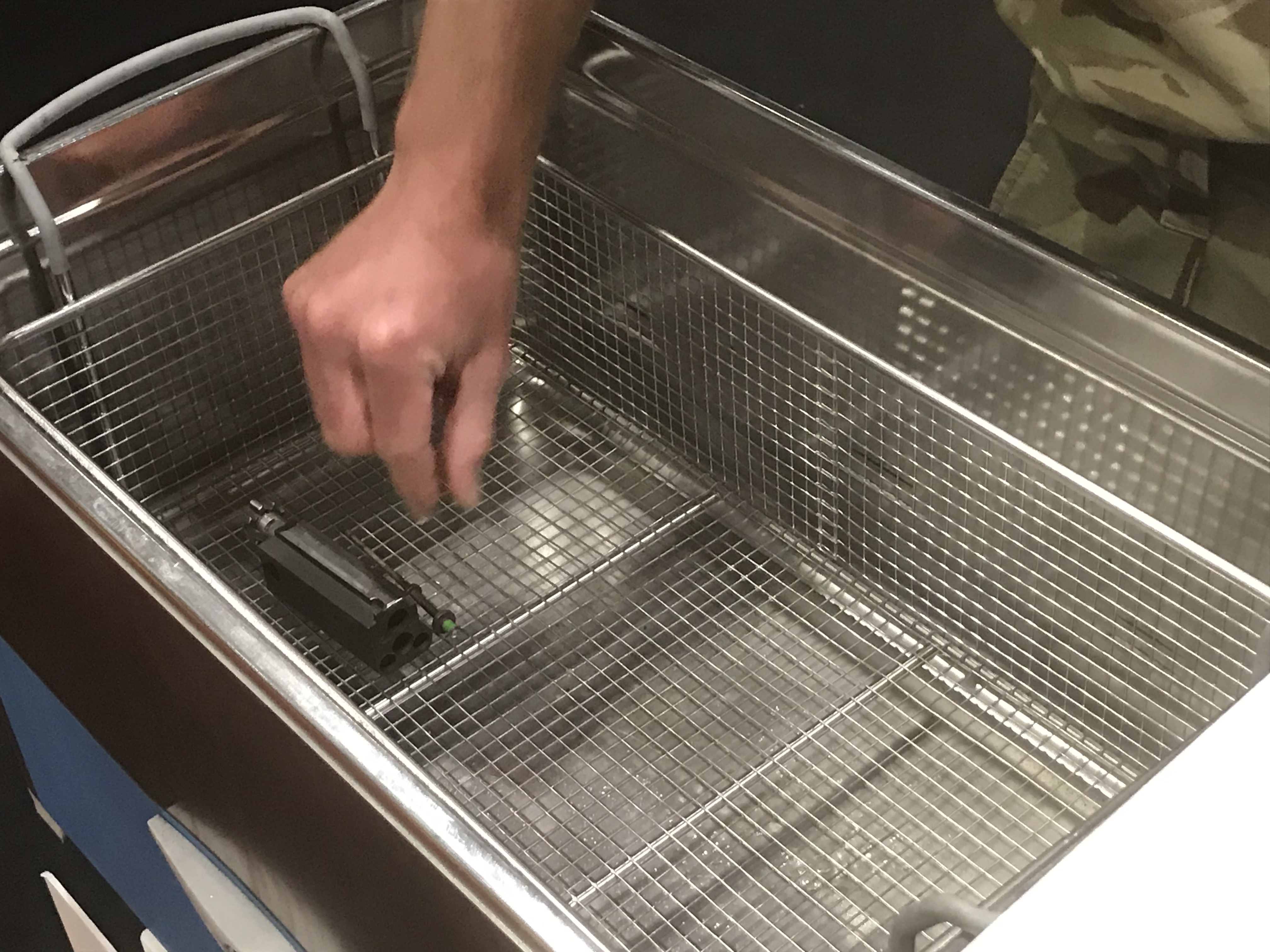 Ultrasonic Cleaning Bath. Credit: Sgt Dan Birks
