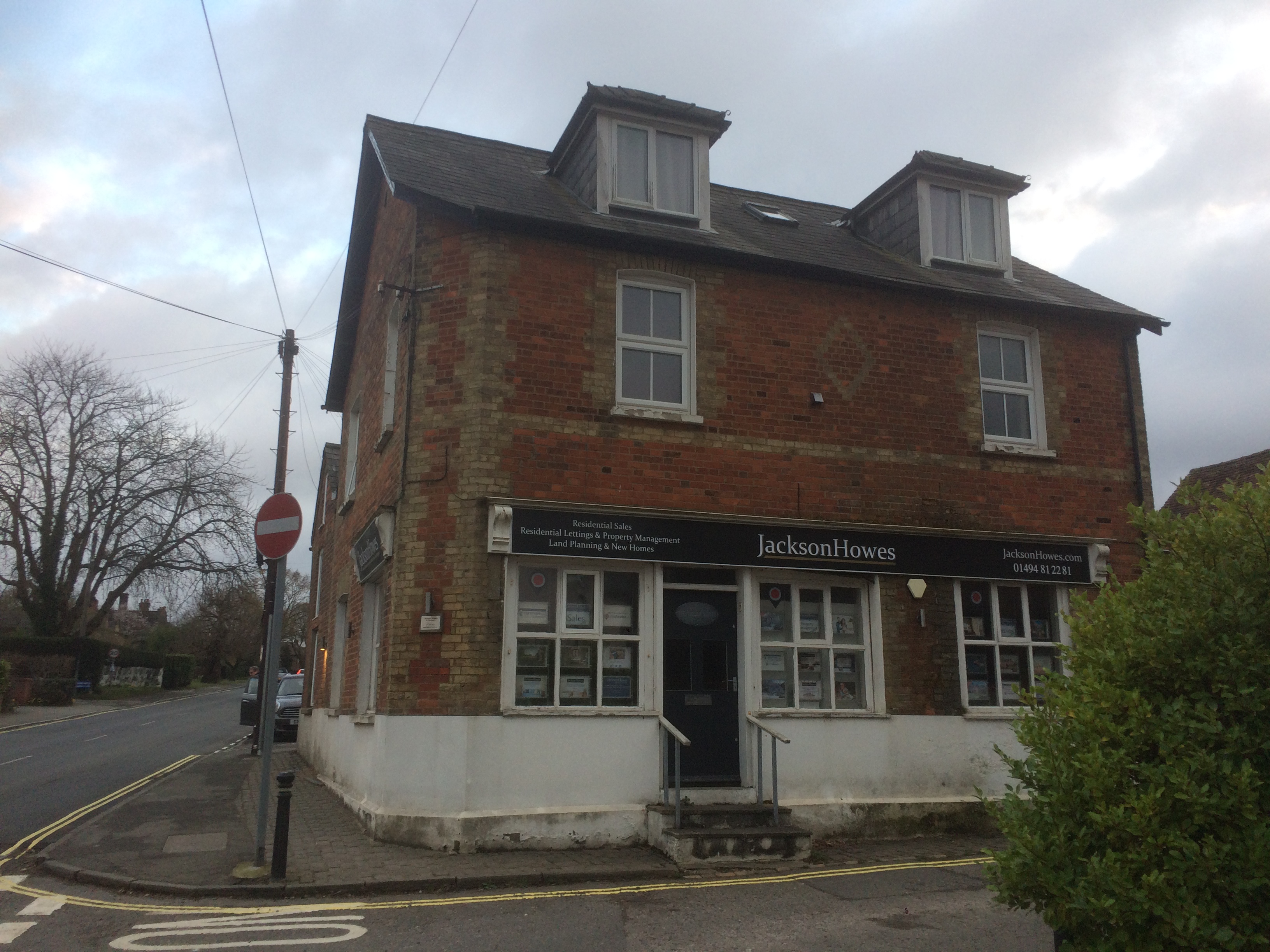 Jackson Howes estate agents Penn and Tylers Green