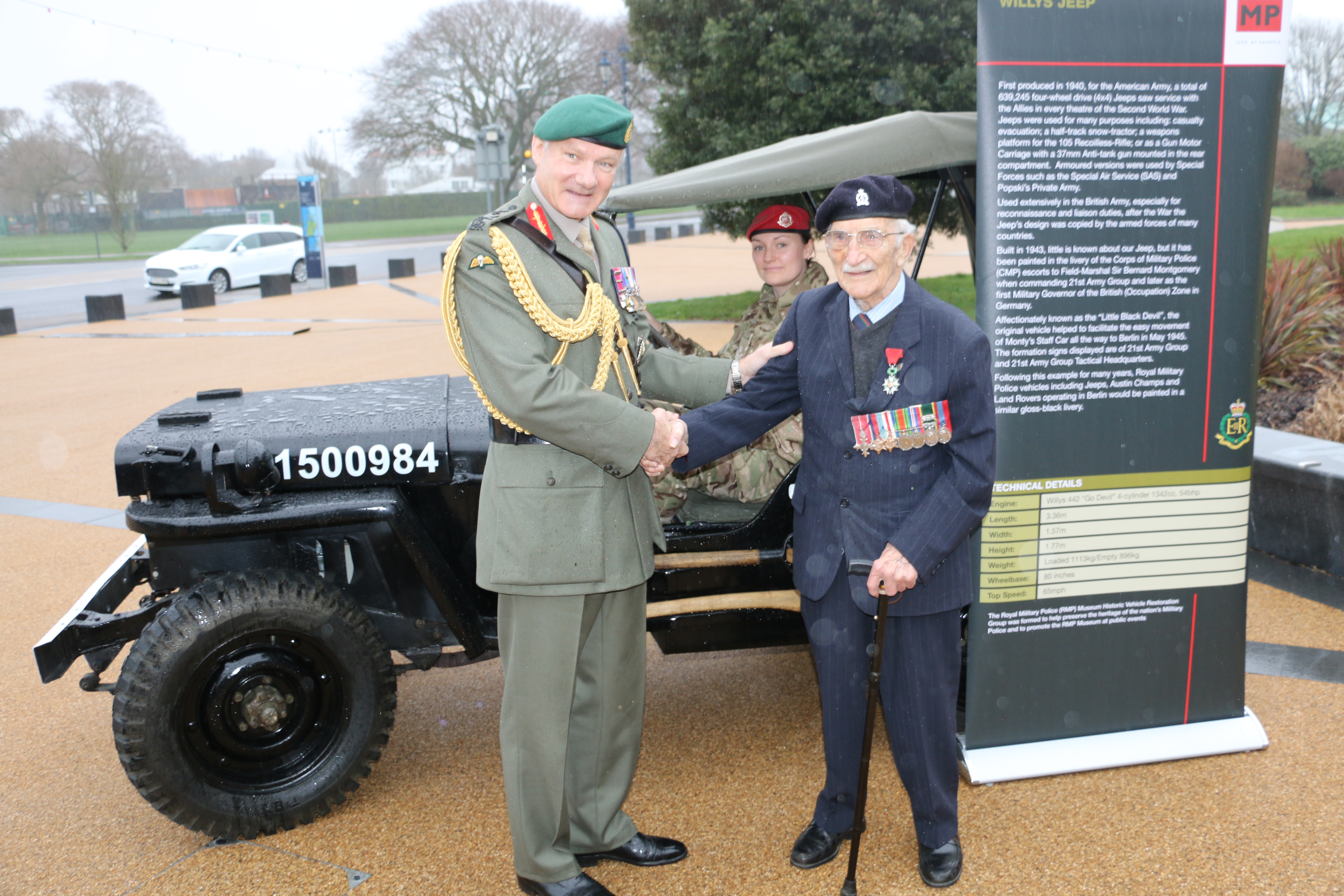General Sir Gordon Messenger with D-Day veteran John Jenkins.
