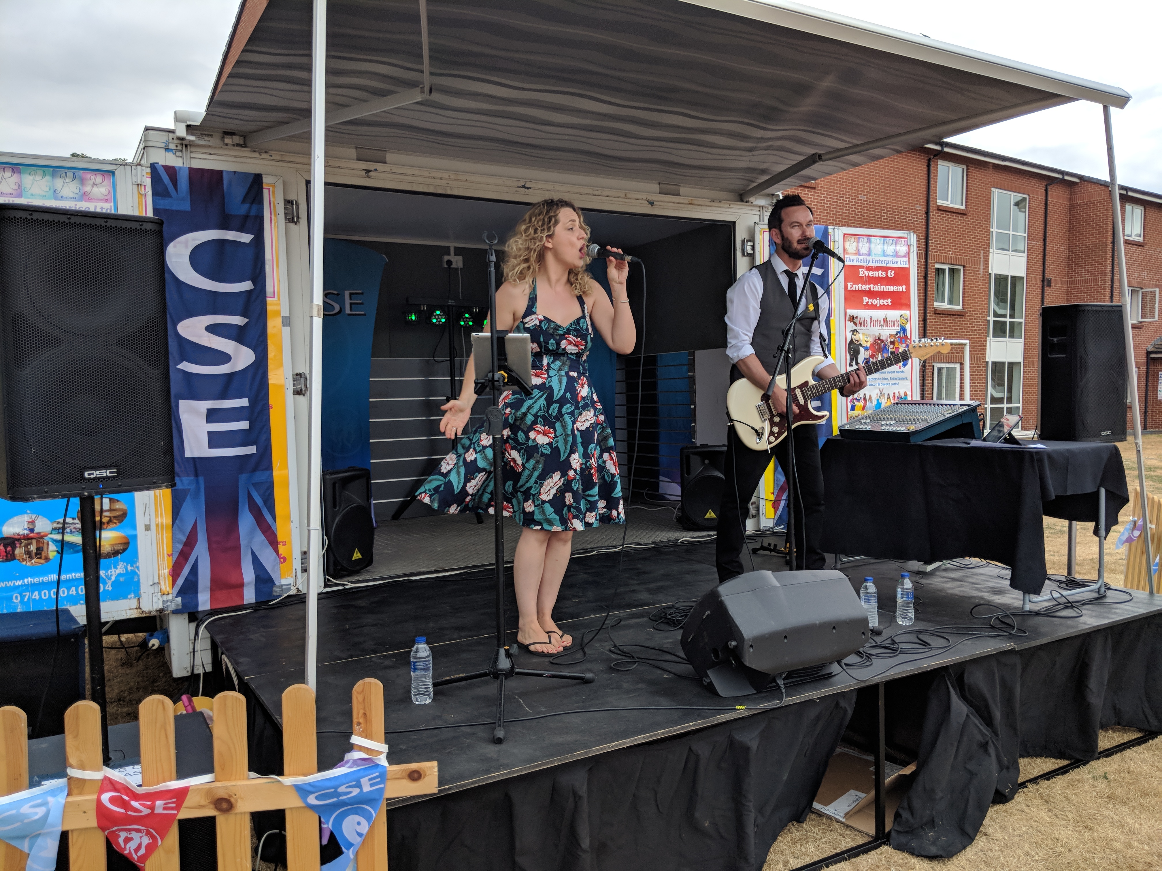Two Blue Perform for the Families of the Grenadier Guards