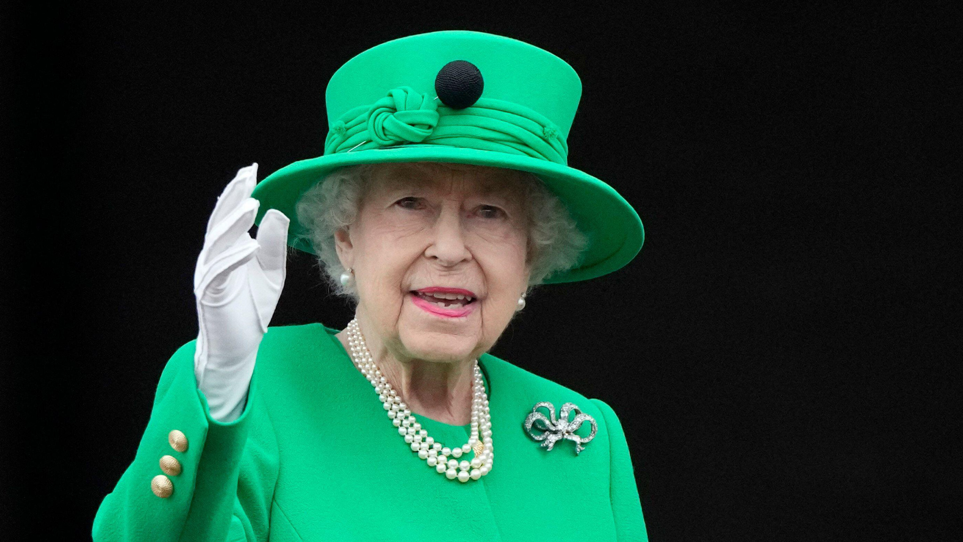 The Queen appears on balcony of Buckingham Palace during the Platinum Jubilee weekend earlier this month