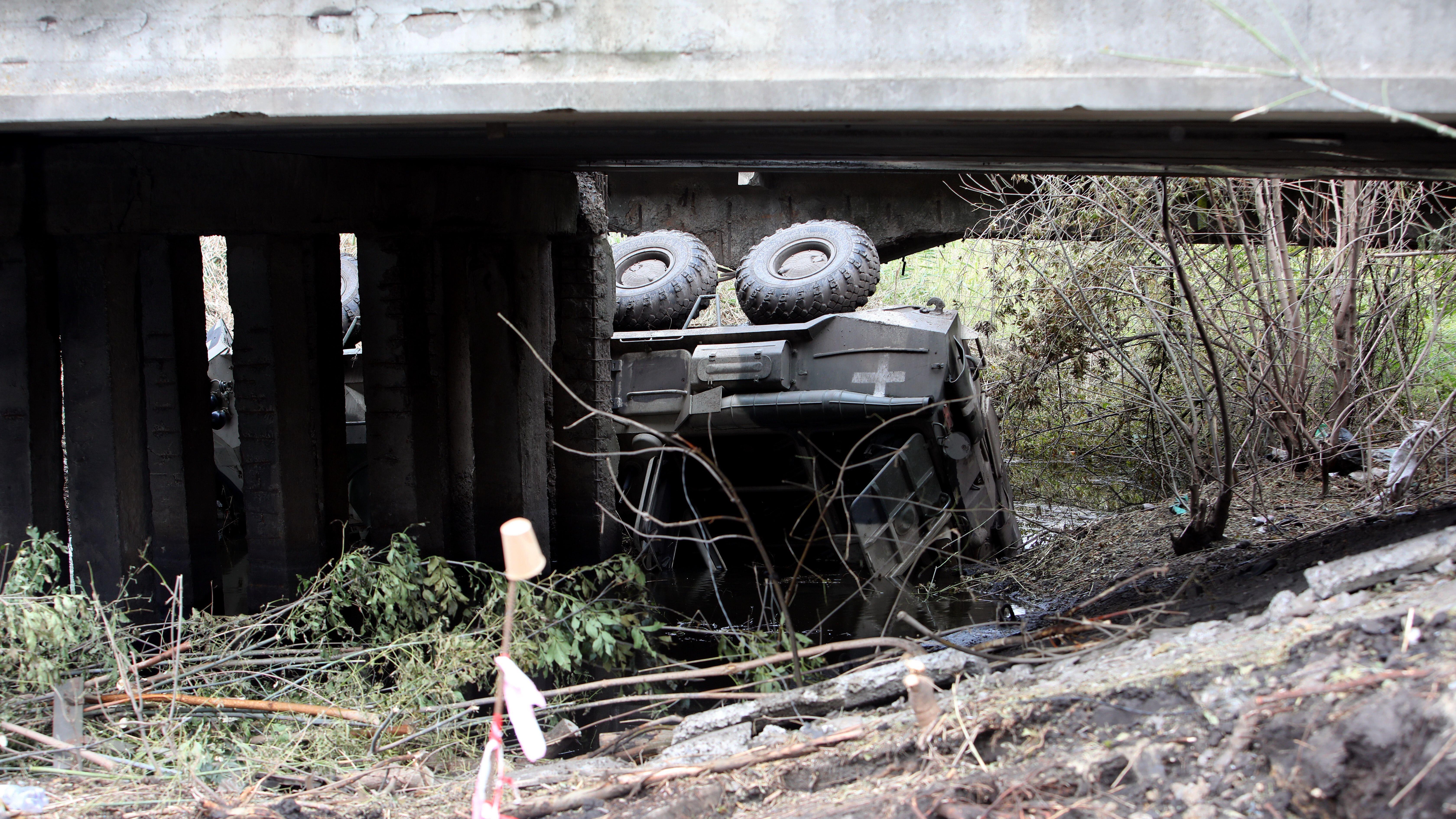 Image ID 2K0XCJJ A destroyed Russian military vehicle by the side of the road leading to Balakliia which was liberated from Russian invaders 13092022 CREDIT Ukrinform,Alamy Stock Photo.jpg