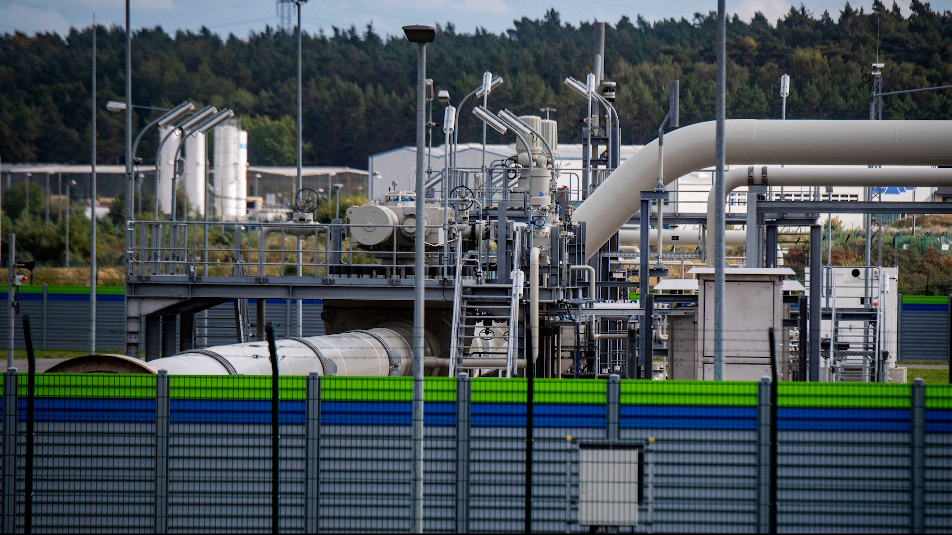 Pipe systems and shut-off devices at the gas receiving station of the Nord Stream 2 Baltic Sea pipeline (Picture: dpa picture alliance/Alamy Stock Photo).