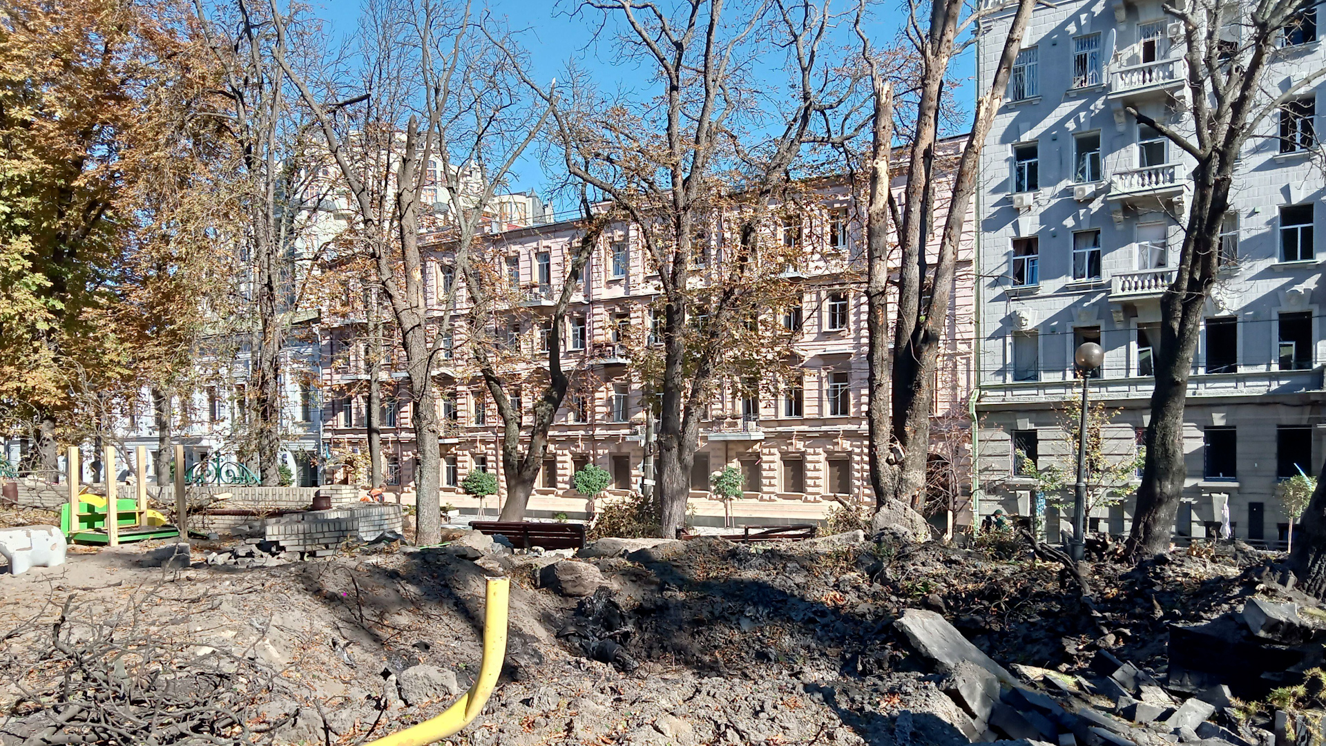 Destroyed street area in Kyiv, Ukraine, after Russian rocket and drone attacks (Picture: FMUA/Alamy Stock Photo).