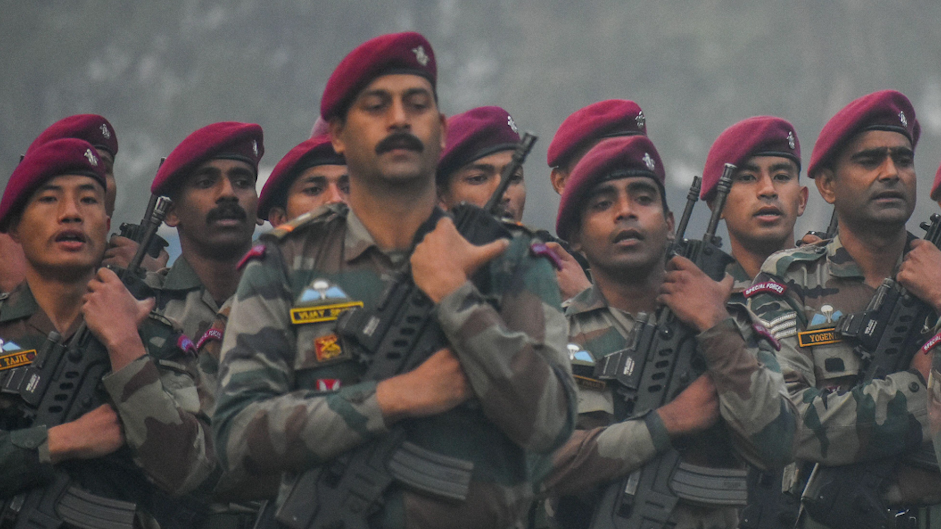 Image ID 2KD0X08Officers of Indian Armed forces as seen during Indian Republic day rehearsal parade in Kolkata , India 21012022 CREDIT Alamy EXP 04112023