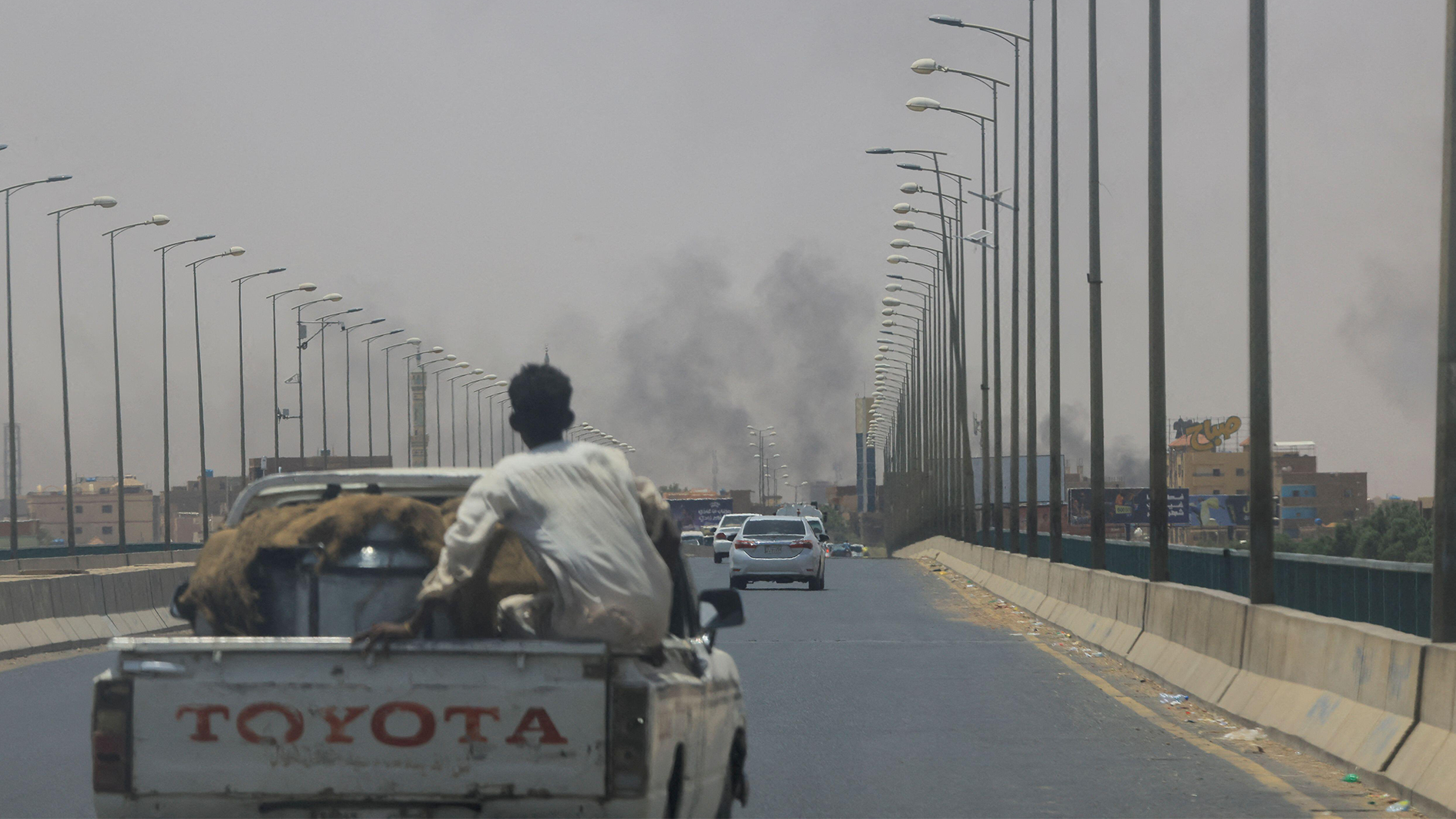 Smoke rises in Omdurman, near Halfaya Bridge in North Sudan, during clashes between the paramilitary Rapid Support Forces and the army (Picture: Alamy Stock Photo)