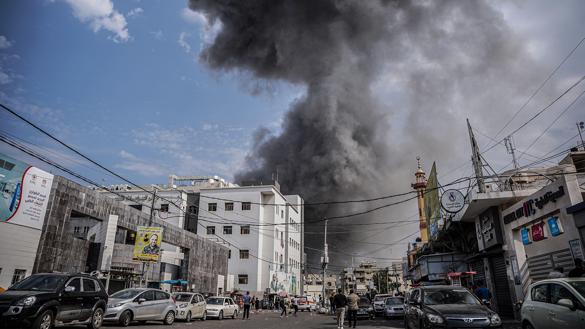 Image ID 2T0TWDA Gaza, Palestine. 9th Oct, 2023. A large explosion in the Susi mosque in the beach camp after it was bombed by Israeli planes EXP 041123 CREDIT ALAMY LIVE NEWS