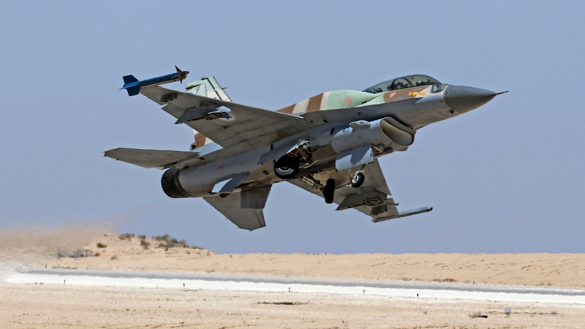 An Israeli Air Force F-16I Sufa taking off
