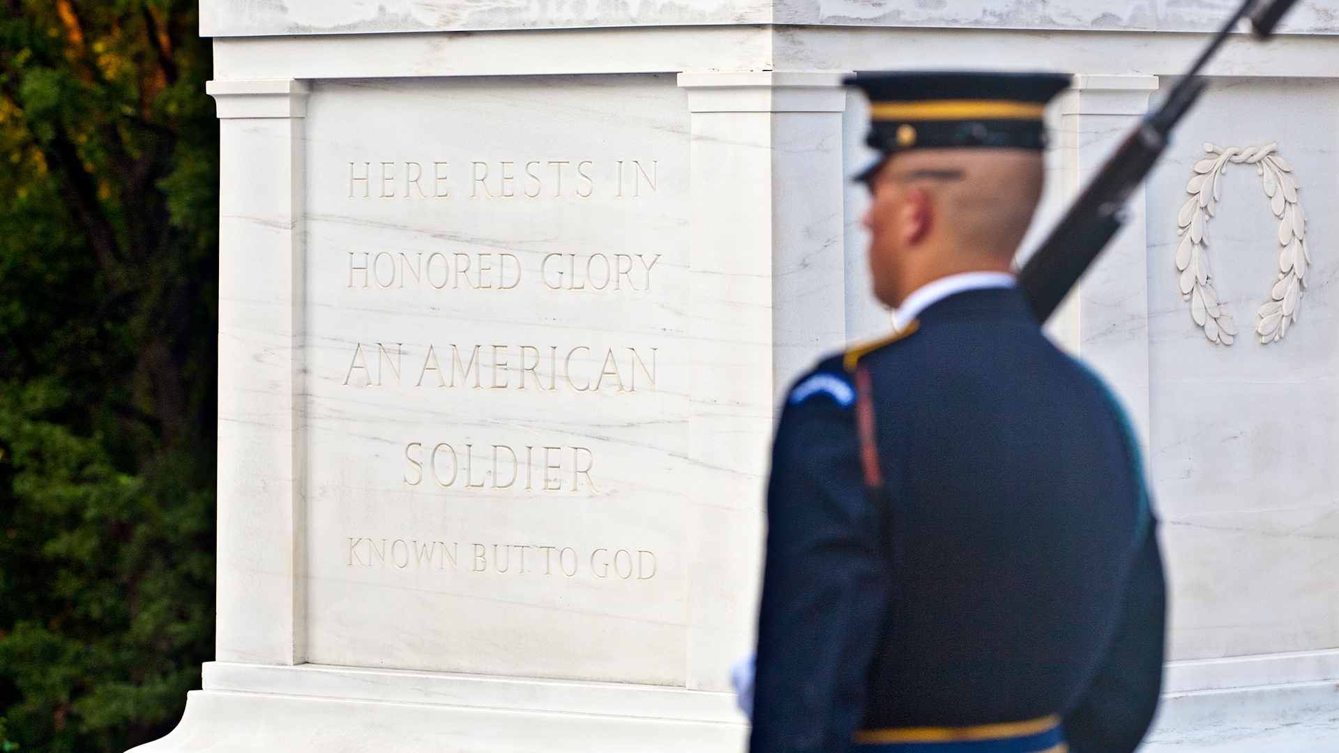 Image ID C0JNR1 The Tomb of the Unknown Soldier at Arlington National Cemetery, Washington, D.C. CREDIT ALAMY