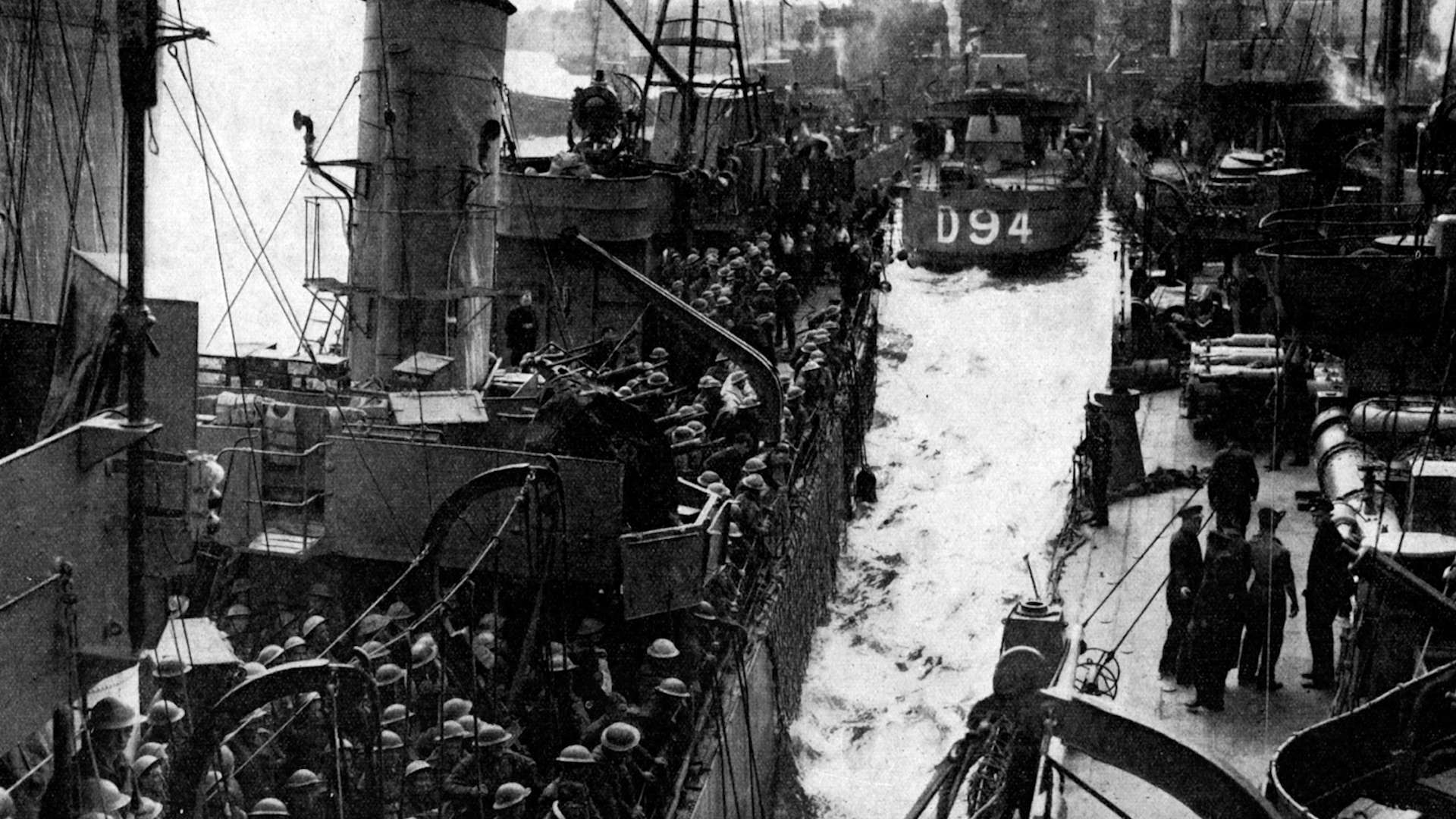 Image ID D995D8 Operation Dynamo, the evacuation of British and Allied troops from Dunkirk 03061940 CREDIT World History Archive, Alamy EXP 04112023