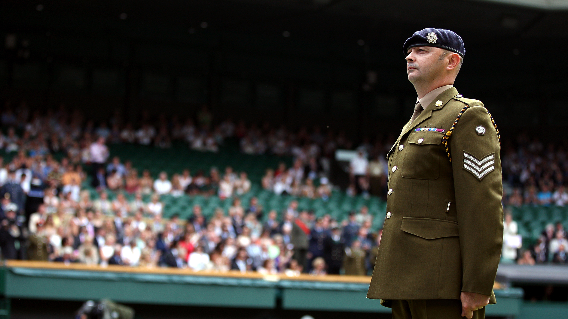 Image ID GCJRHR Army personnel at 2010 Wimbledon Championships Day Six The All England Lawn Tennis and Croquet Club EXP 030723 CREDIT ALAMY