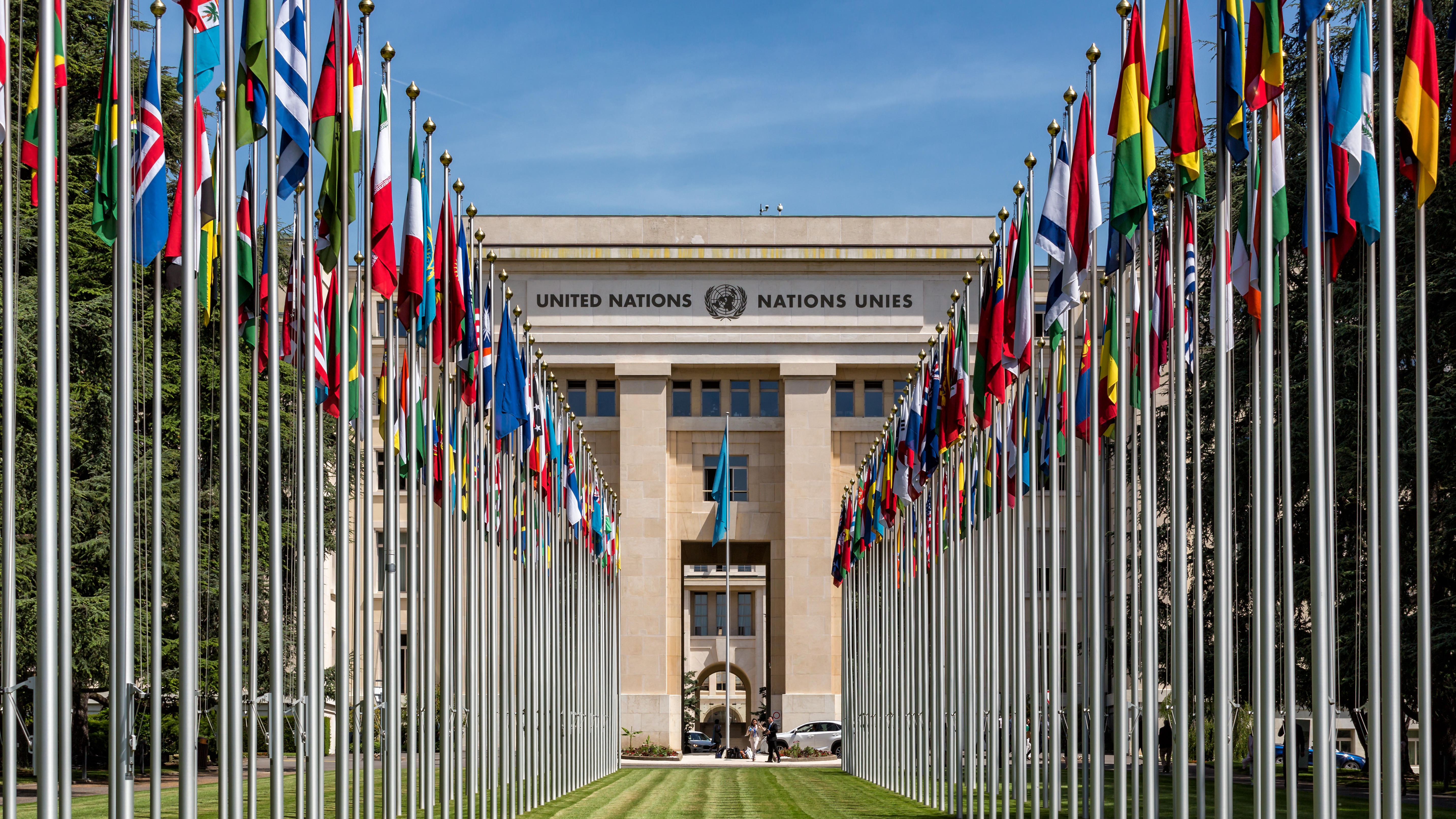 Image ID JGGX7H Flagpoles in front of United Nations, Palais des Nations, Switzerland 23052017 CREDIT Kim Petersen,Alamy Stock Photo.jpg