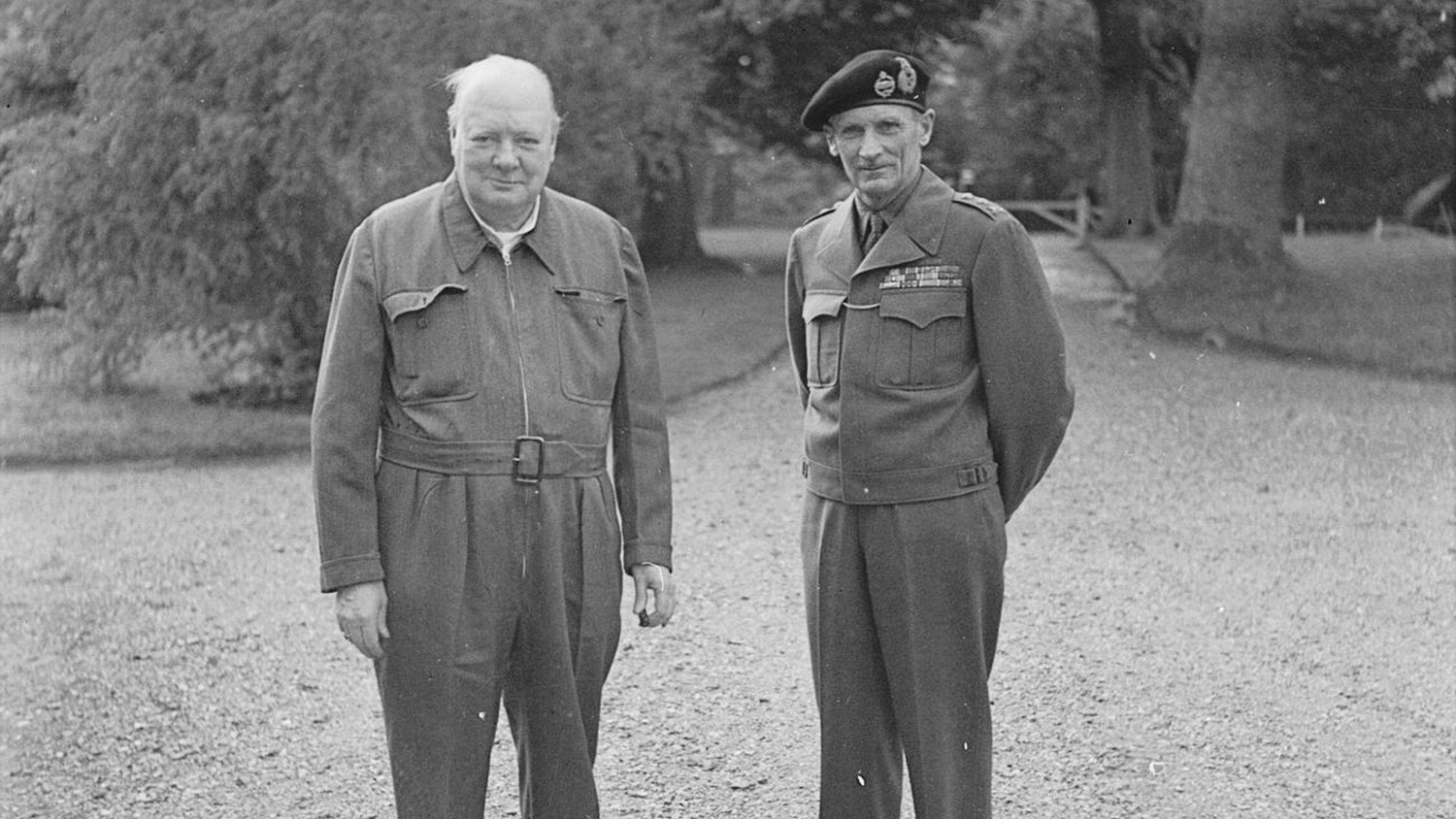 Image ID 2WYBH6D Winston Churchill, wearing his siren suit, poses with Field Marshal Bernard Montgomery on 19 May 1944 NO REUSE CREDIT piemags ww2archive Alamy Stock Photo