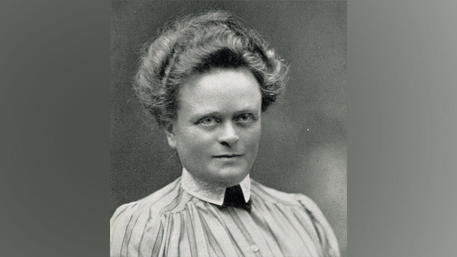Image ID KYM5KJ Photograph of Dr Elsie Inglis played a vital role in founding the Scottish Women's Hospital NO REUSE CREDIT Len Collection Alamy Stock Photo