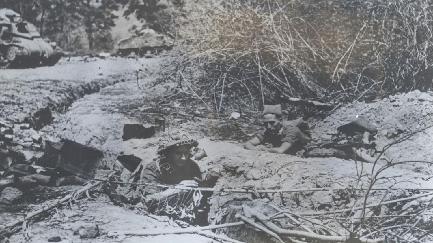 Image ID MY4YXA British troops dug in for the Battle of Kohima CREDIT The Picture Art Collection Alamy Stock Photo EXP 231124