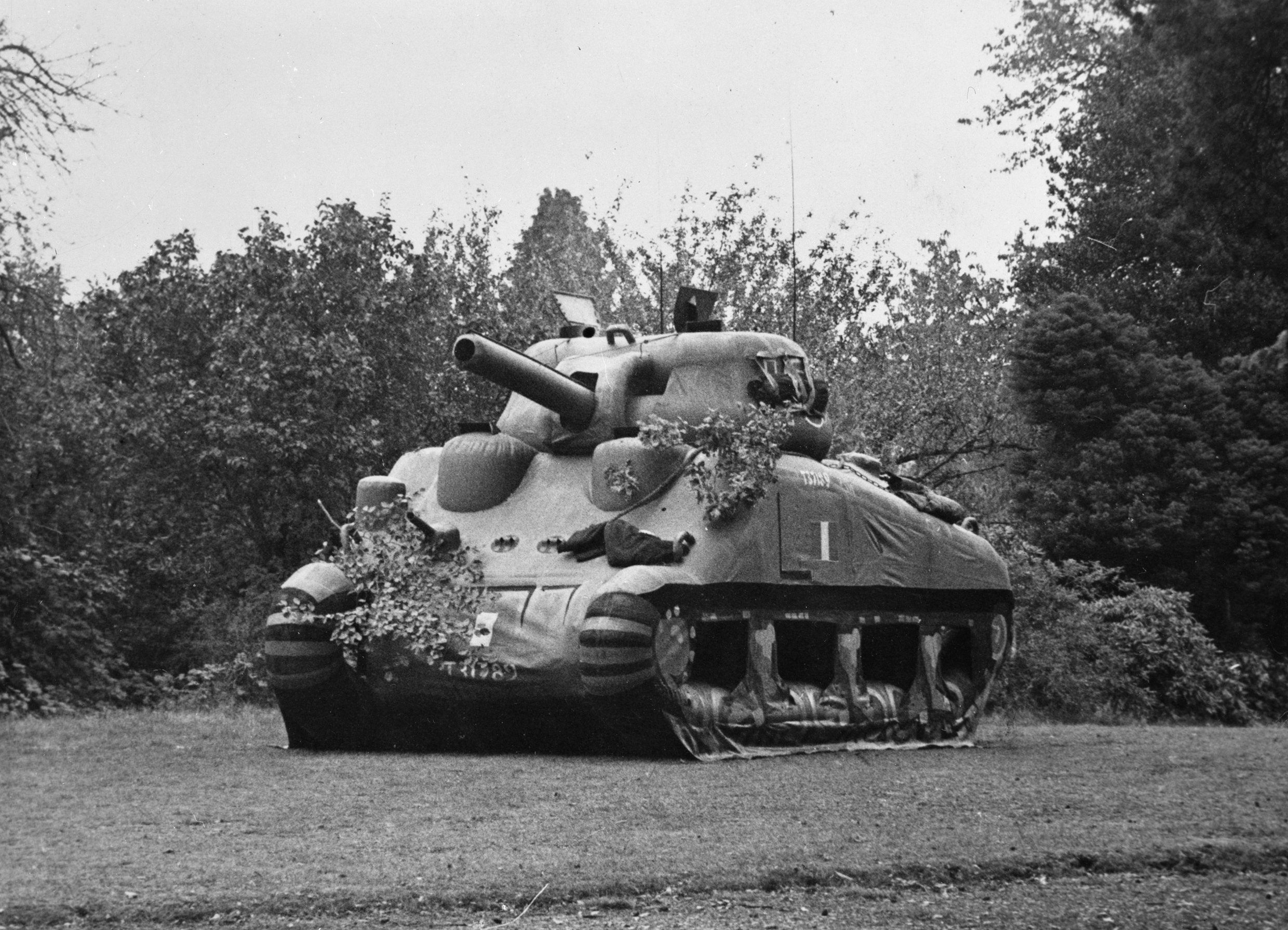 nflatable Sherman tank used as a decoy in many theatres of war during World War II 140820 CREDIT IMPERIAL WAR MUSEUM