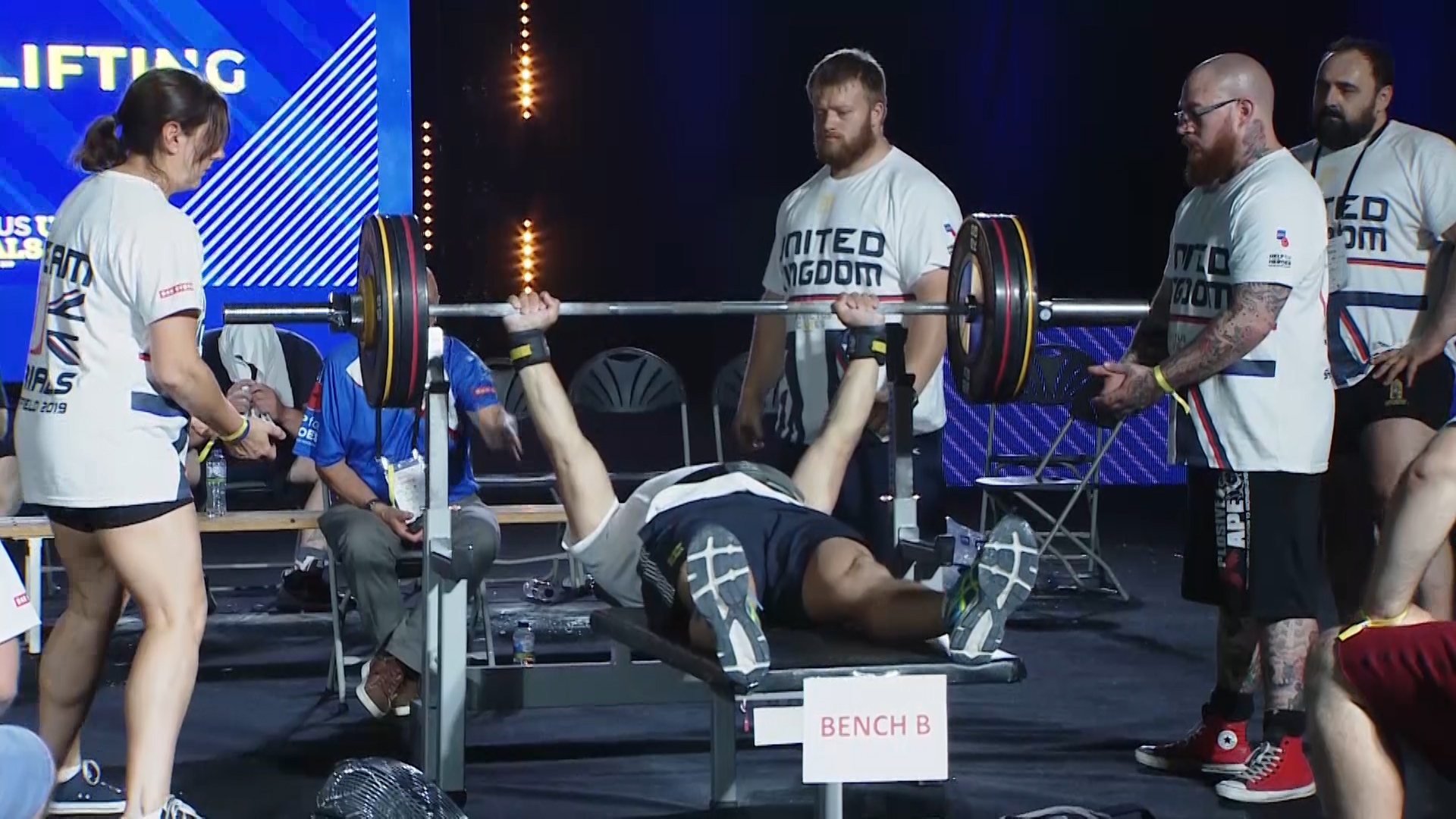 The Duke chatted to members of the powerlifting team as they waited for their turn to compete.