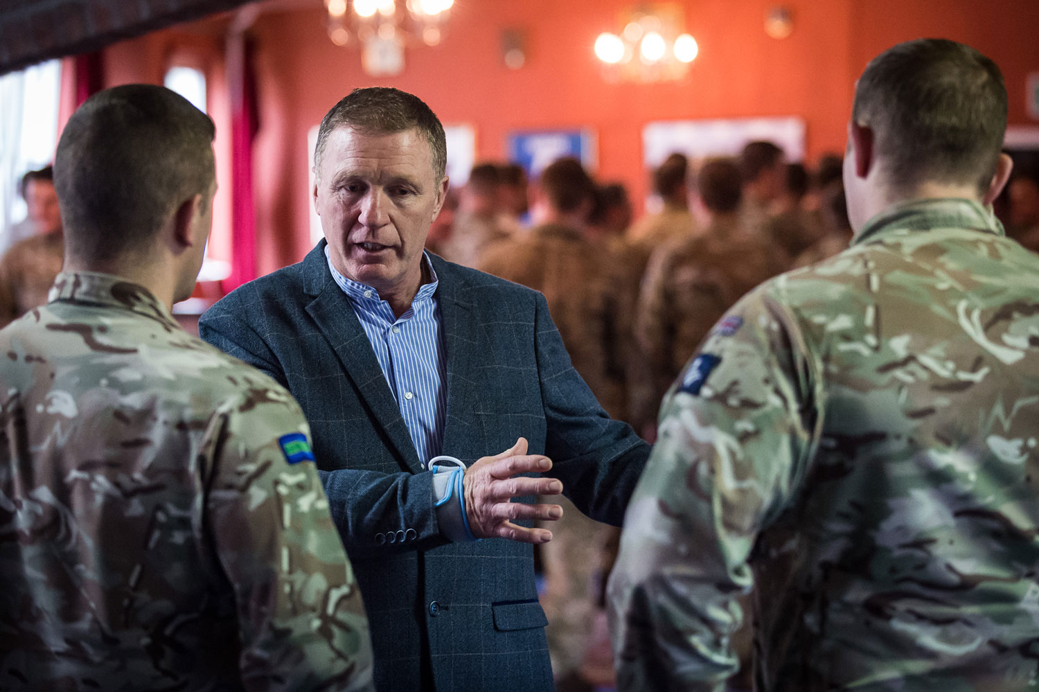 Boxing legend Steve Collins visiting British troops