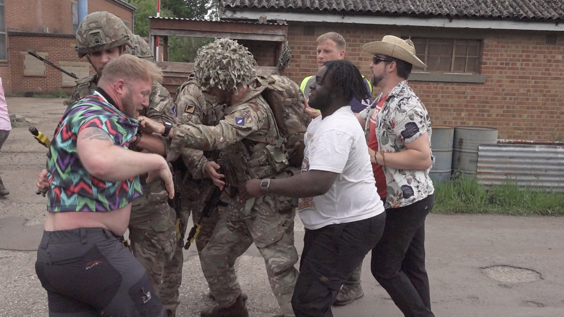 JFHQ troops face angry crowds