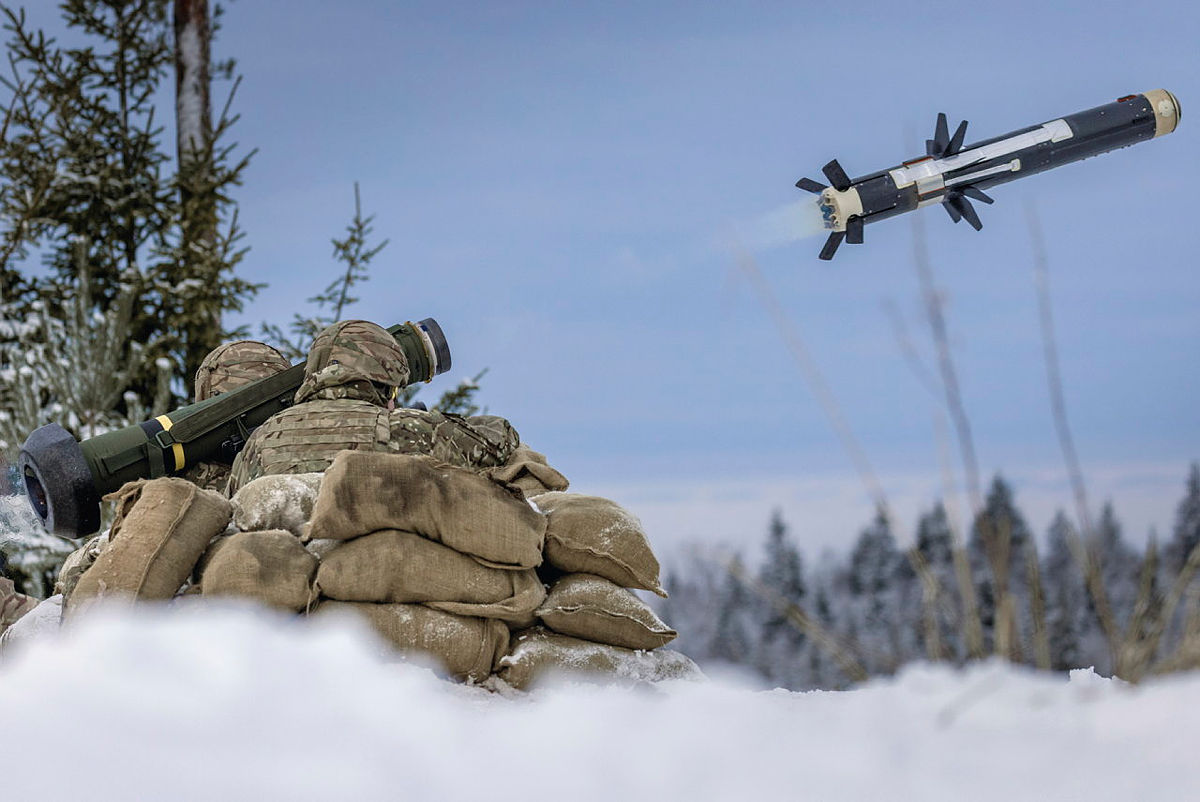 A Javelin anti-tank missile in flight (Picture: MOD).