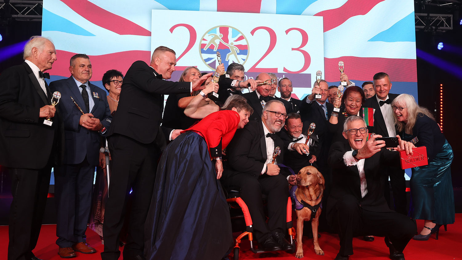 Jeremy Vine takes a group selfie at the Soldiering On Awards CREDIT Schmooly