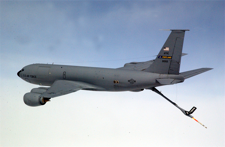  KC-135