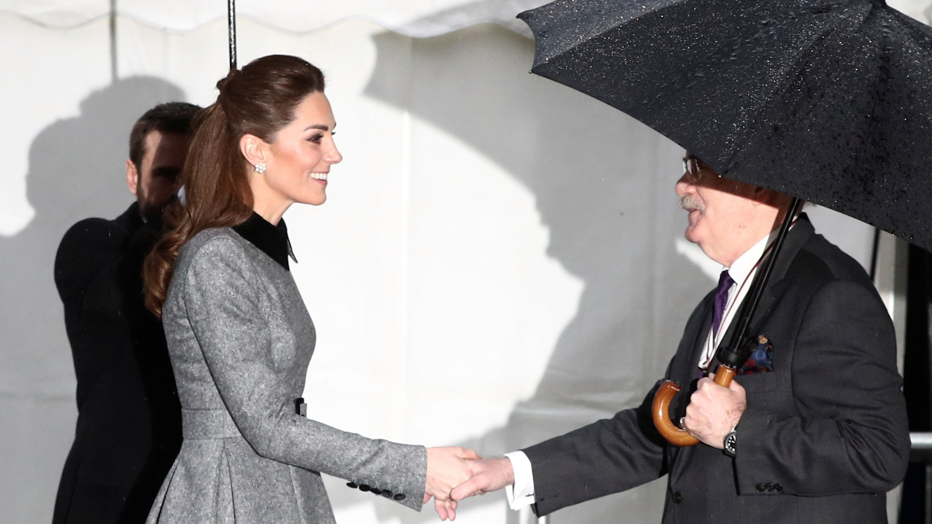 Kate Middleton shakes hands Holocaust Memorial Day 2020 270120 CREDIT REUTERS.jpg