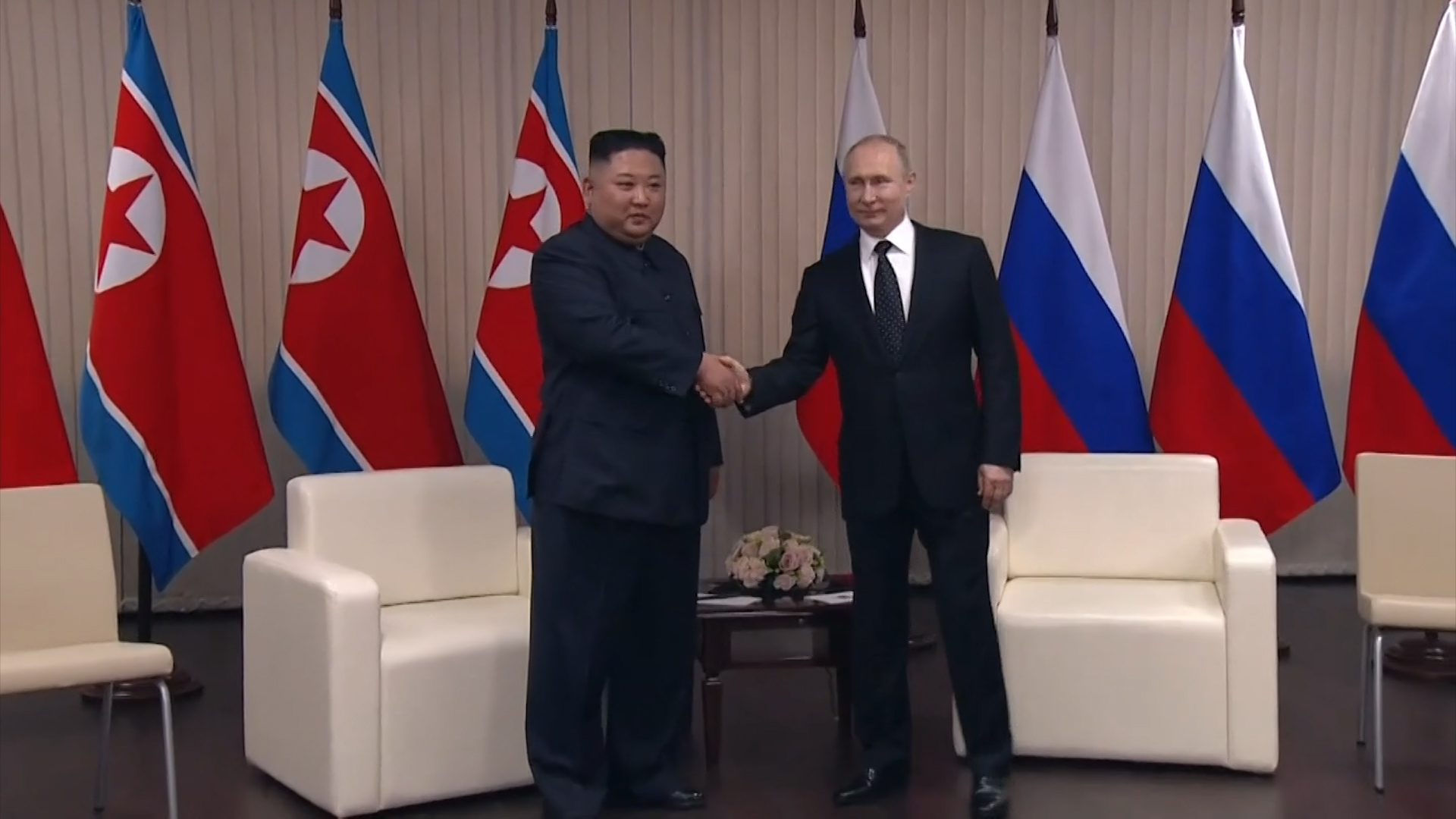 Kim Jong Un with Russian President Vladimir Putin in Russia 250419 CREDIT POOL