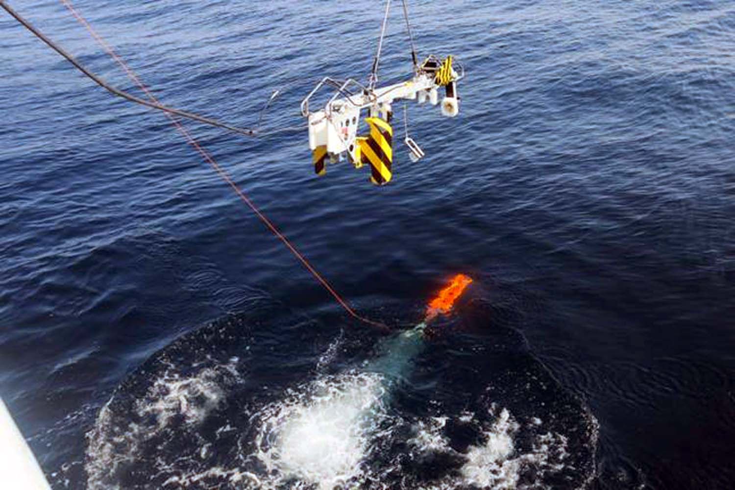 HMS Brocklesby specialises in shallow-water minehunting (Picture: Royal Navy).