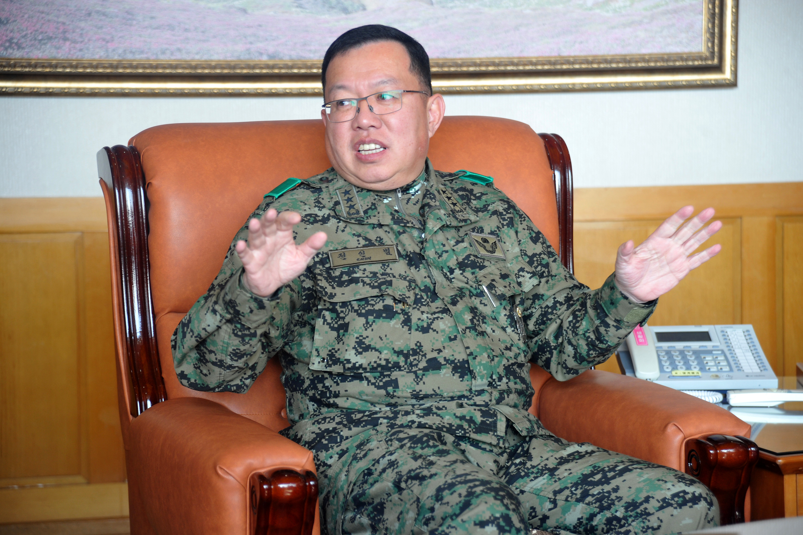 Lieutenant General In-Bum Chun