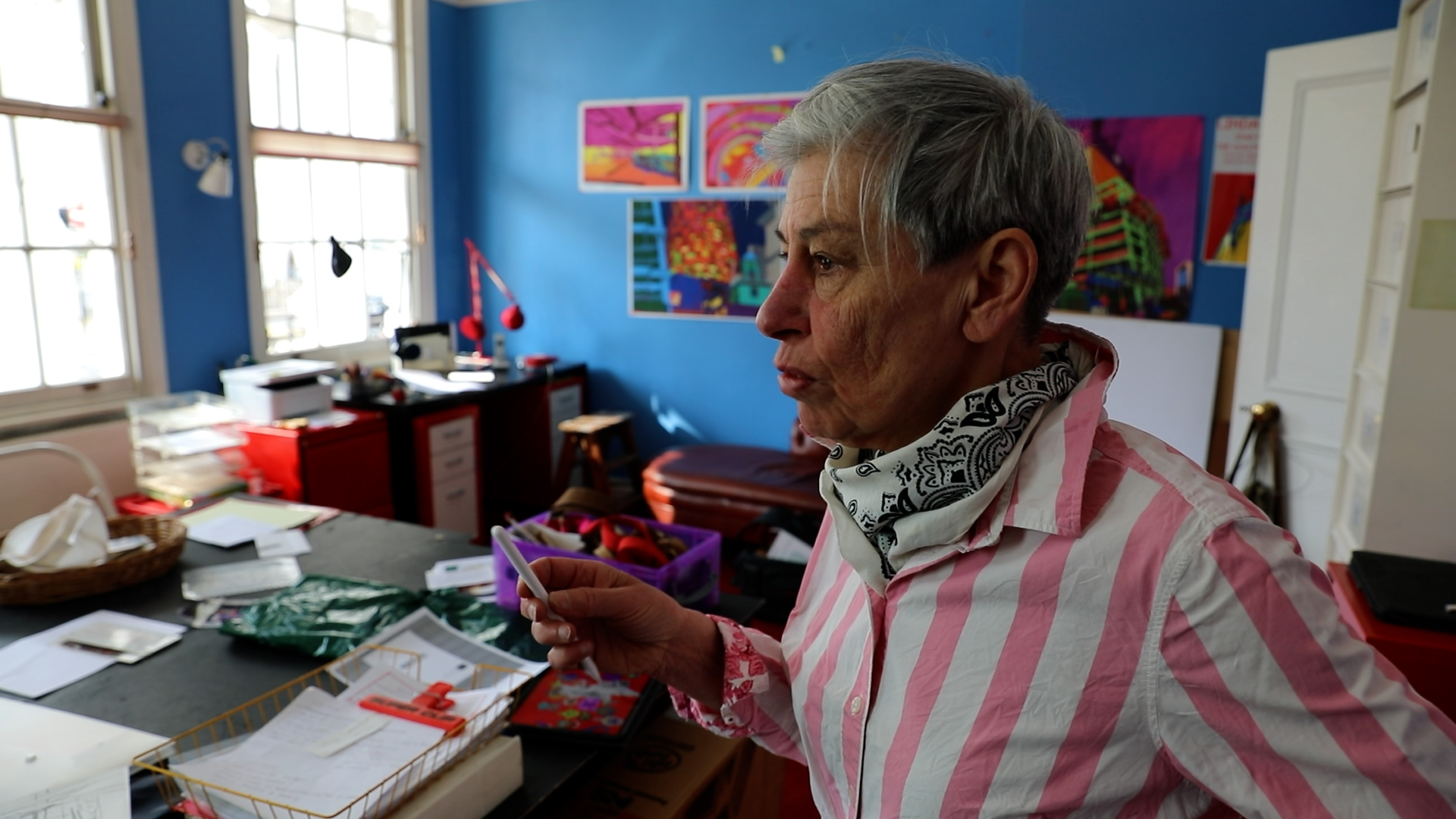 Linda Kitson in her London-based studio in March 2022.