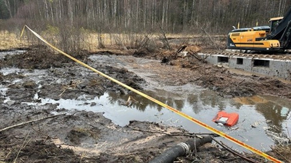The site has very specific difficulties, which include water, mud and soft ground (Picture: Lithuanian Armed Forces)