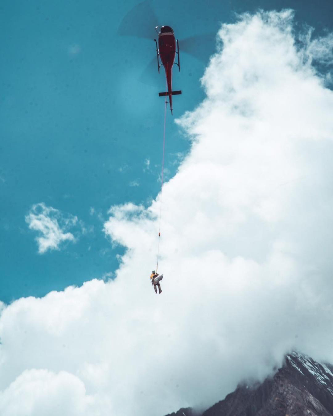 Nims Longline Rescue Photo Credit Alit Gurung