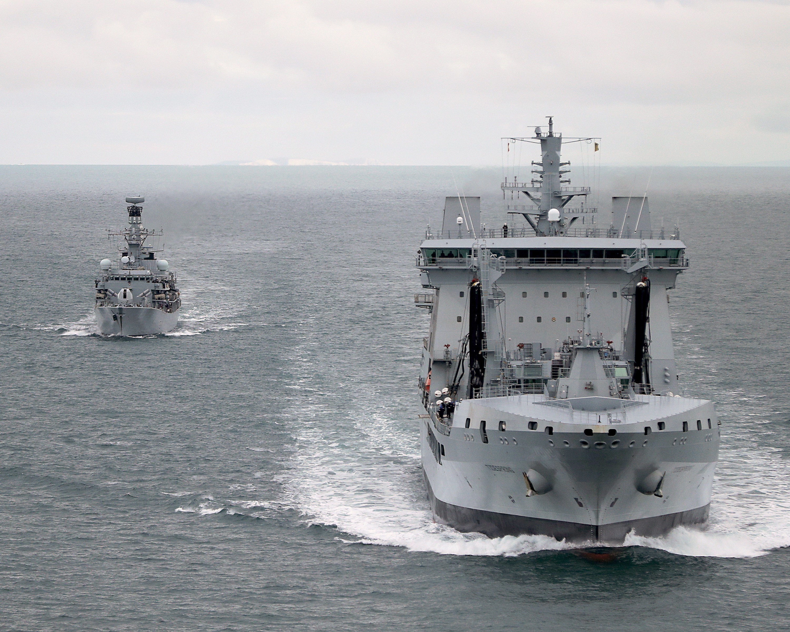 RFA Tidespring at sea with Royal Navy warship