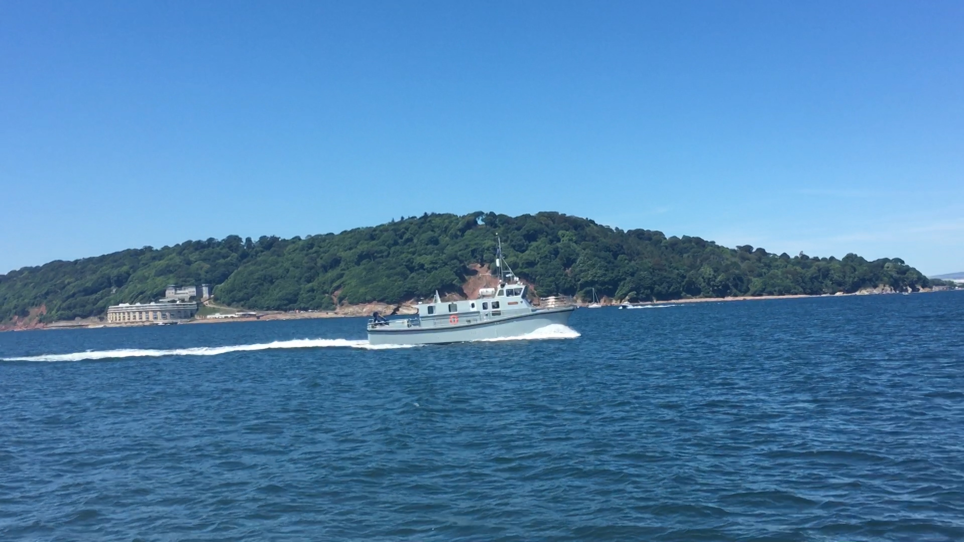 MAGPIE ARRIVAL ROYAL NAVY CRED