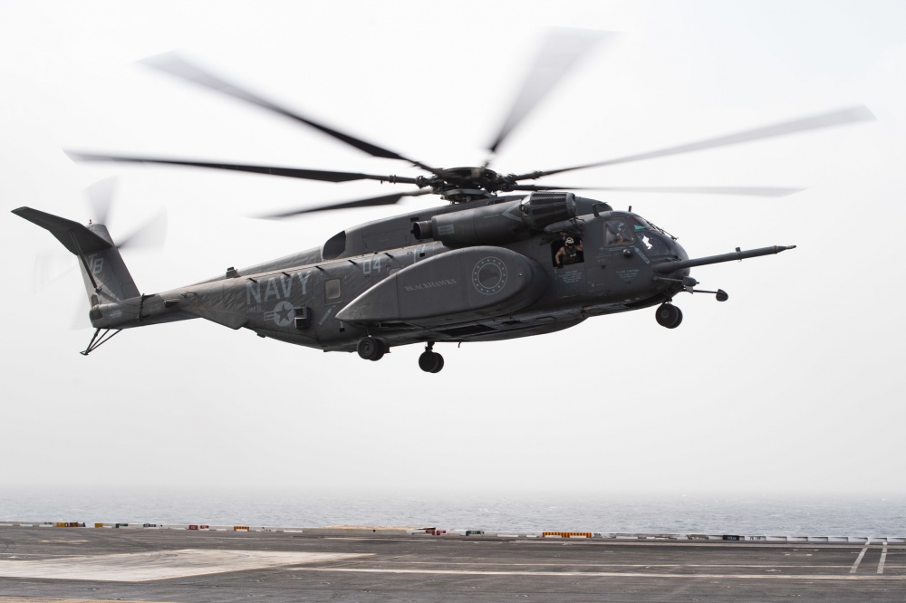 MH-53 Sea Dragon 180219 CREDIT US Department of Defense.jpg