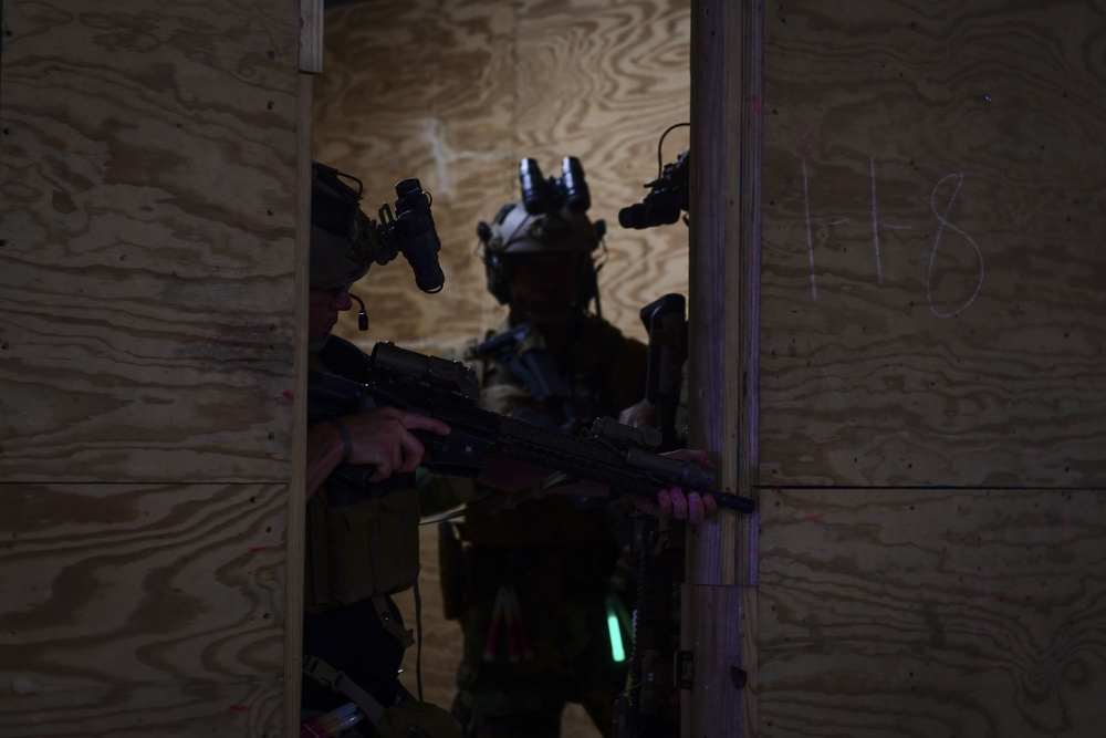 Marine Raiders doing CQB (Close Quarters Battle) training in 2018 (Picture: US Department of Defense).